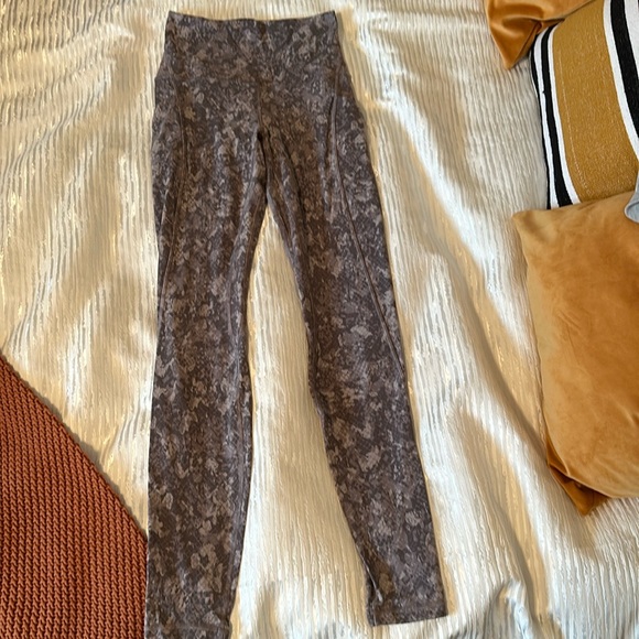 Lululemon Align High-Rise Pant with Pockets 28” - Picture 2 of 5